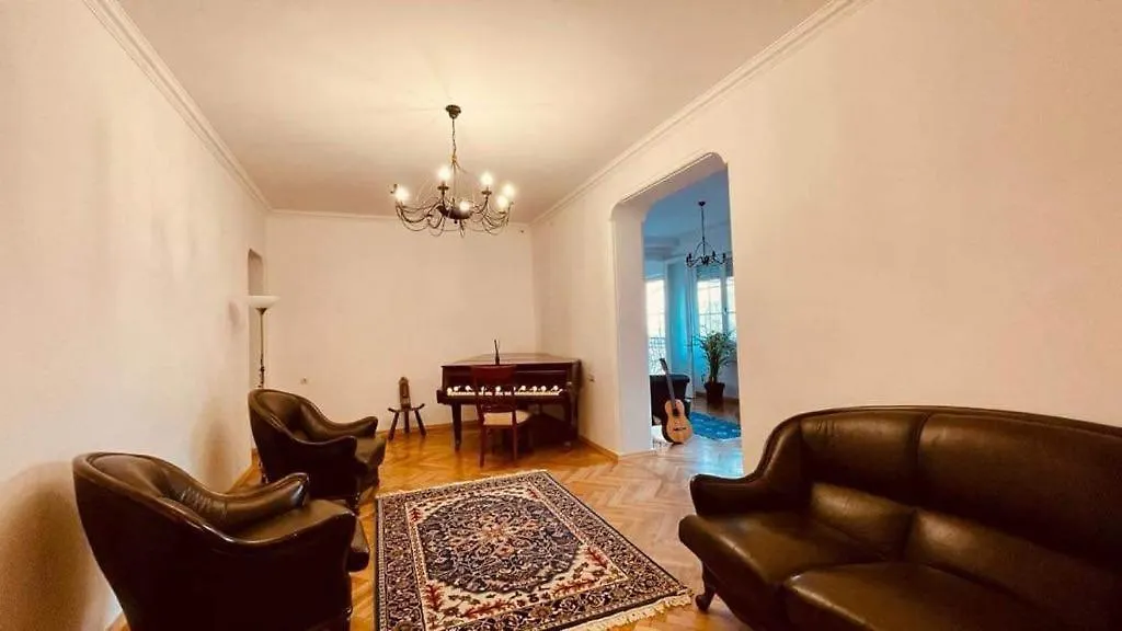 Tbilisi, Vazha-Pshavela Lägenhet  Tbilisi